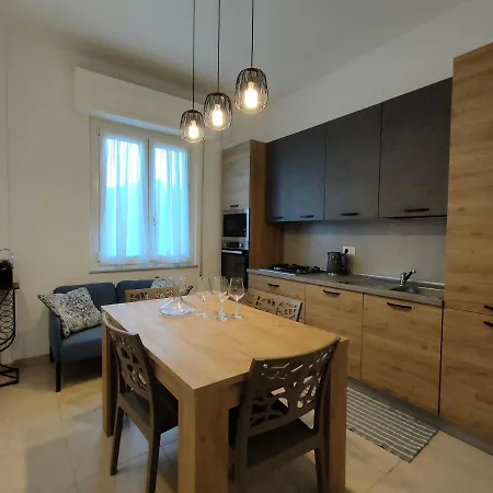 La Casa Di Ewa - Centro-mare דירה