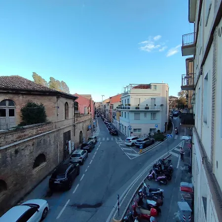 La Casa Di Ewa - Centro-mare Apartman Pesaro